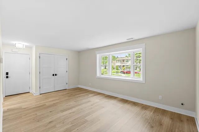 $229,000 | 1853 Burgundy Street, Schererville, IN 46375