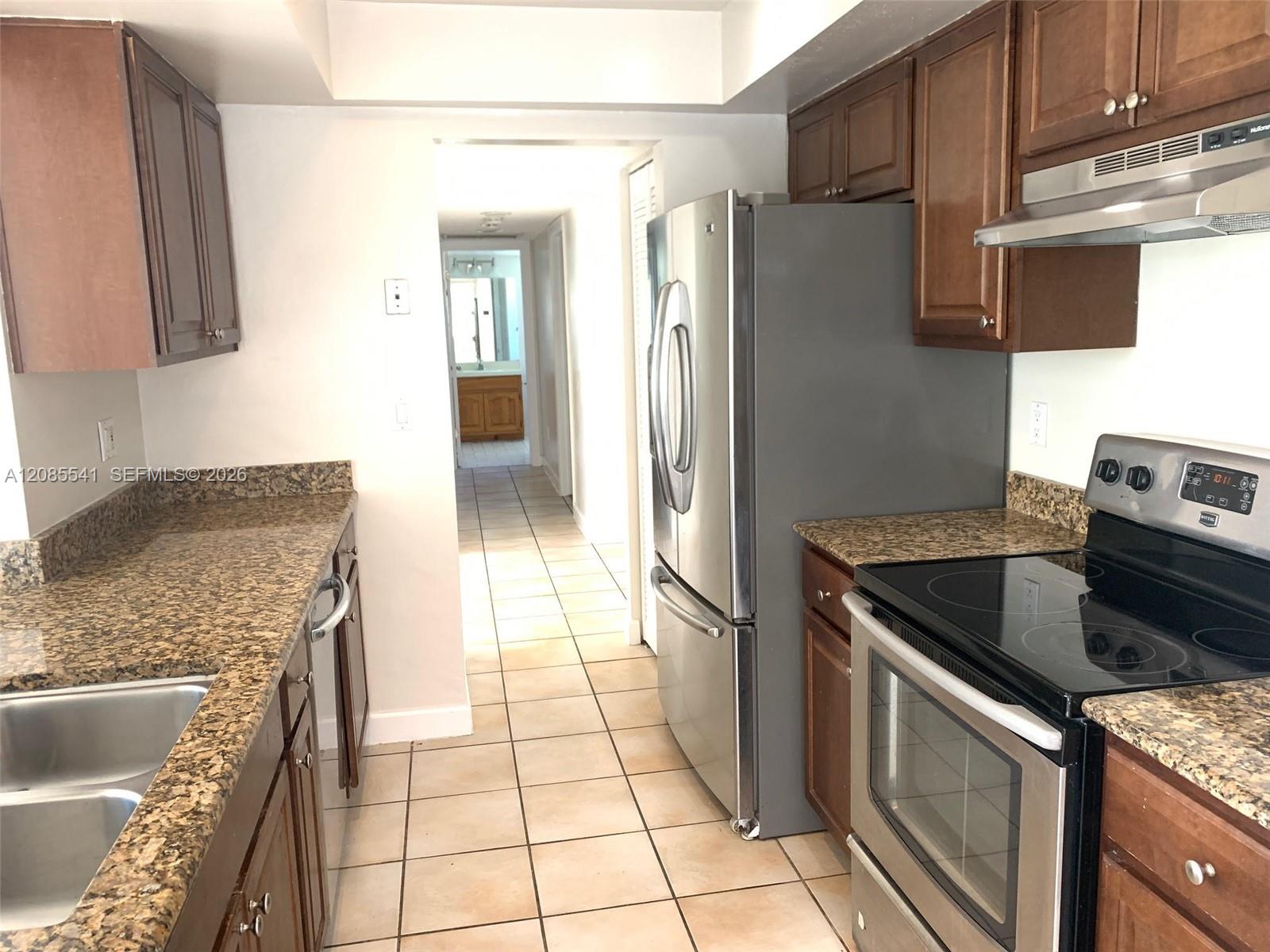 1197 Egret Road Homestead, FL 33035 - Photo 9 of 22 Gallery Image 9