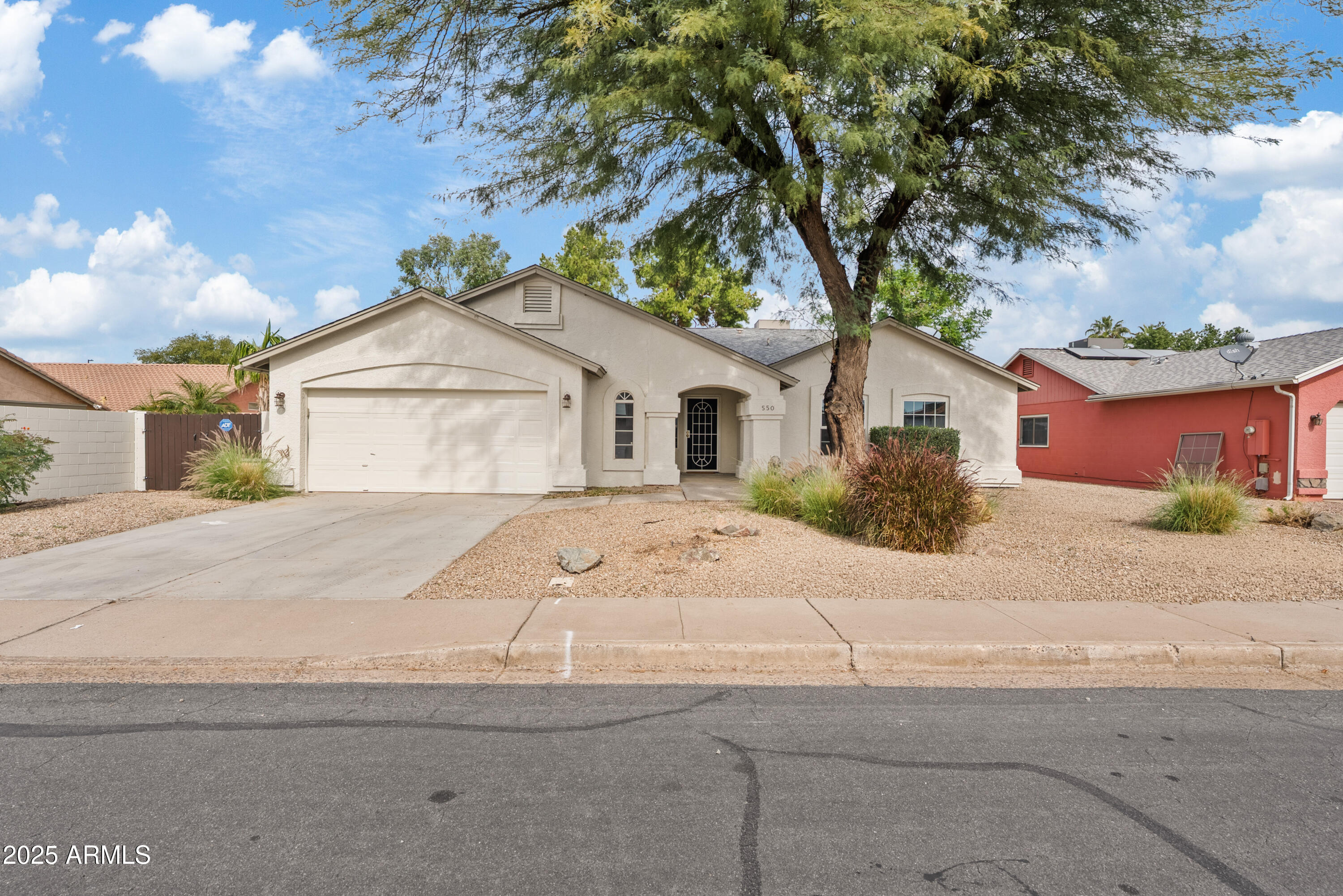 550 East Appaloosa Road Gilbert, AZ 85296 - Photo 3 of 41 Gallery Image 3