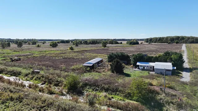 $1,100,000 | 8363 North 200 West, Wheatfield, IN 46392