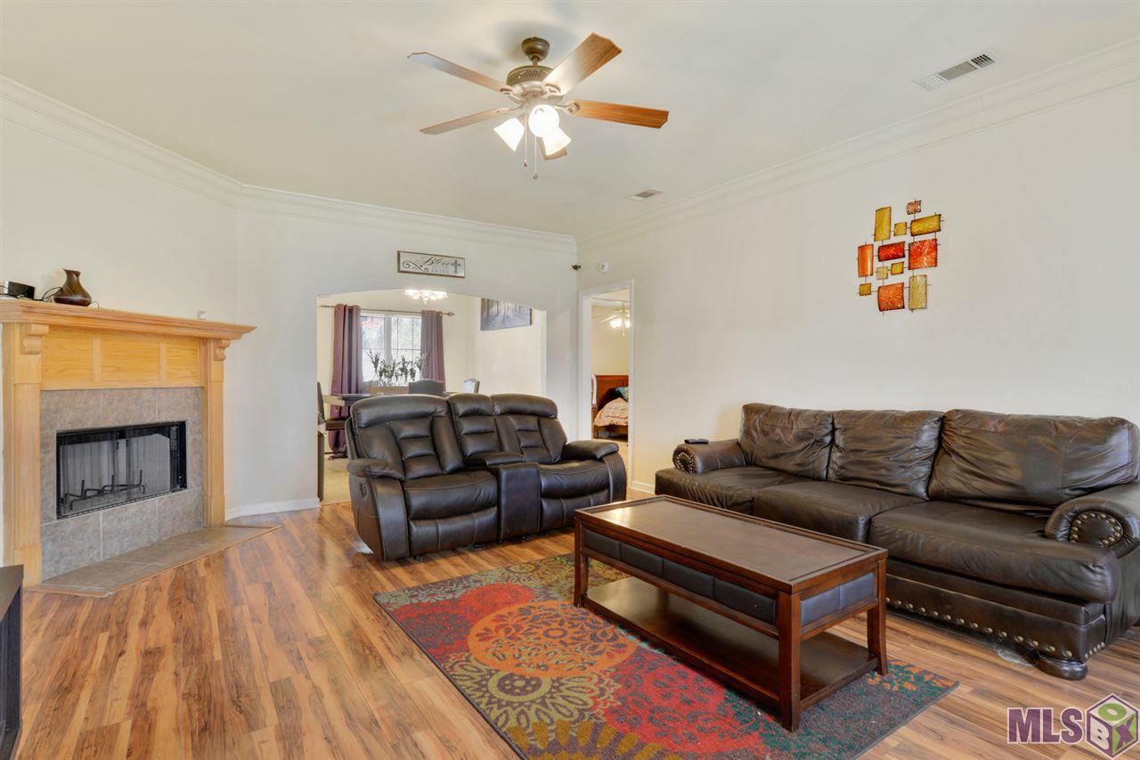 14531 Sunnyhill Avenue Baton Rouge, LA 70819 - Photo 3 of 14 Gallery Image 3