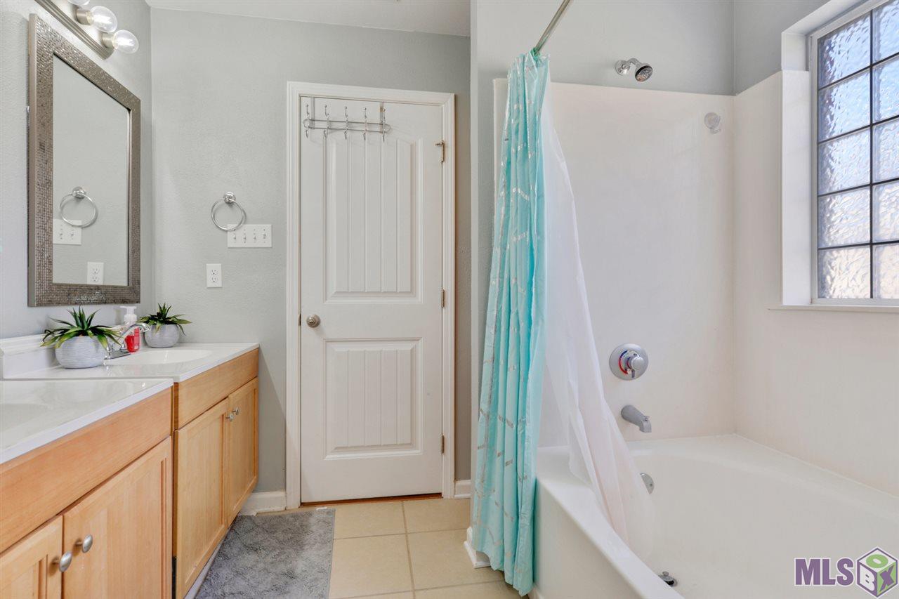 14531 Sunnyhill Avenue Baton Rouge, LA 70819 - Photo 9 of 14 Gallery Image 9