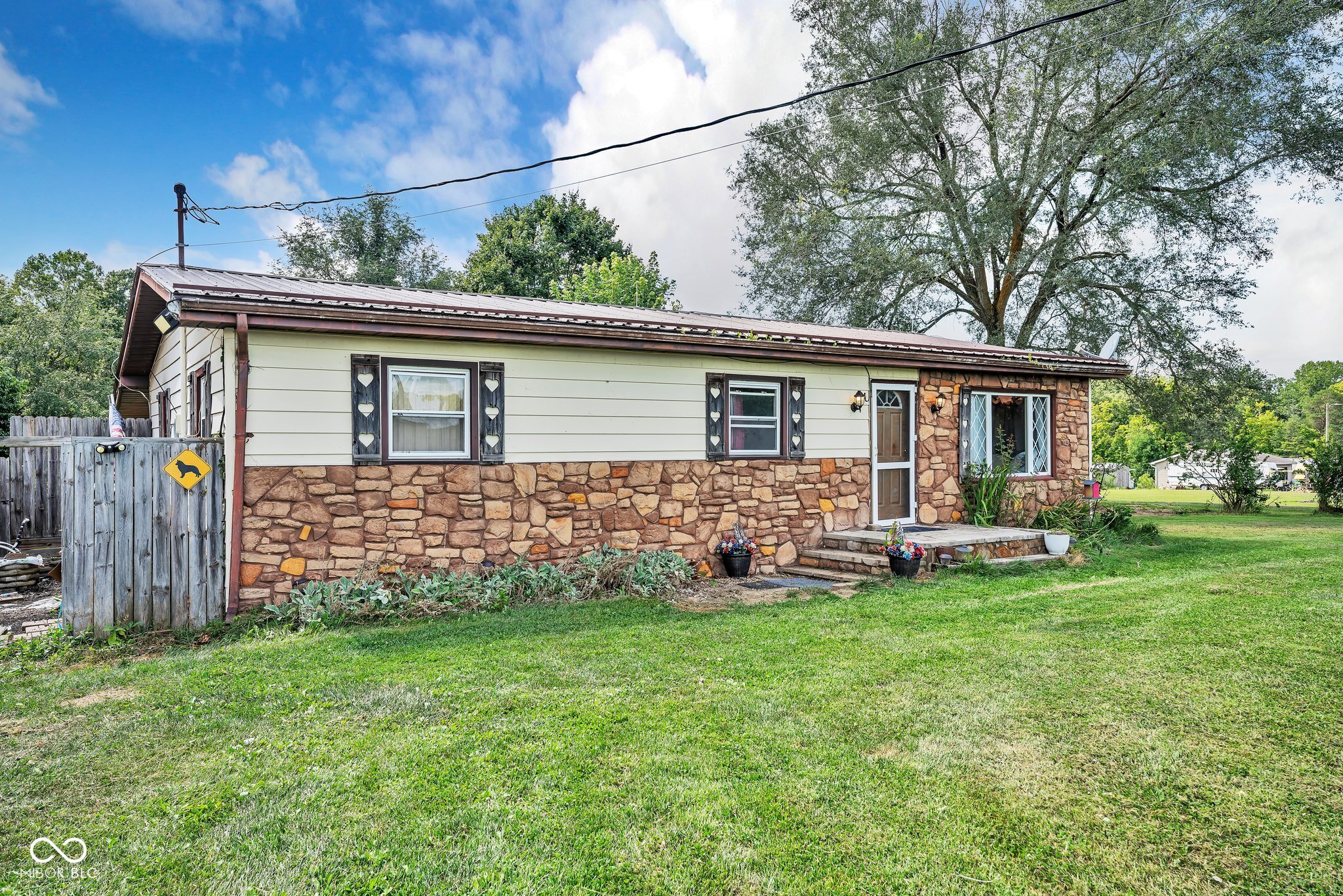 2912 North Shuler Rd