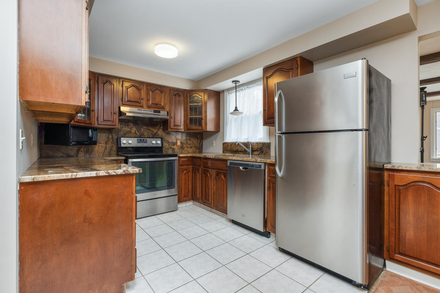 4 Gunstock Road Scarborough, ME 04074 - Photo 11 of 40 4 Gunstock Rd Scarborough ME-large-009-0
