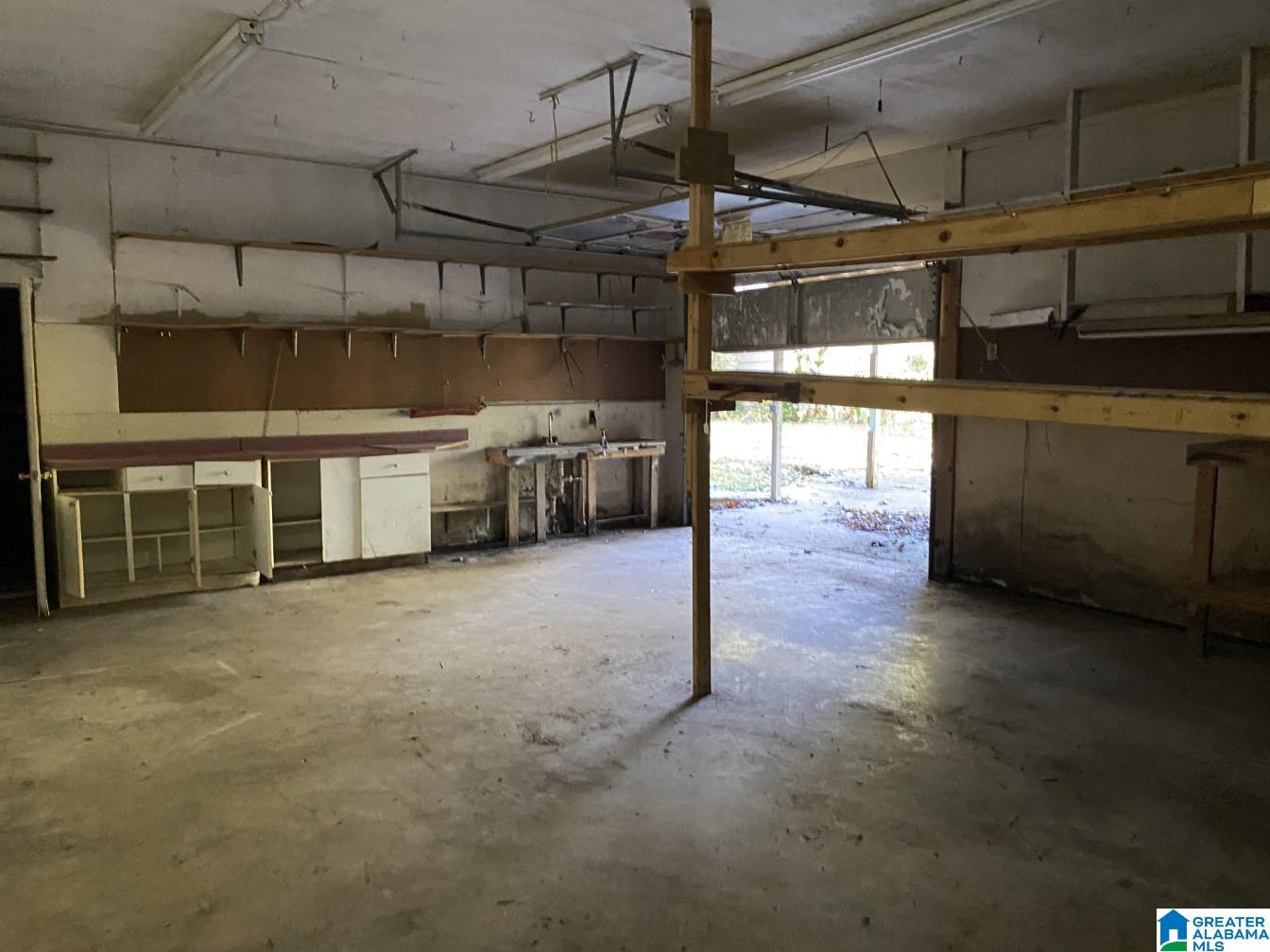 708 Woods Road Gardendale, AL 35071 - Photo 8 of 38