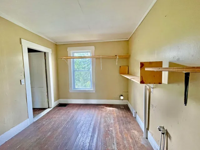 $88,500 | 909 Washington Street, Stewartstown, NH 03597