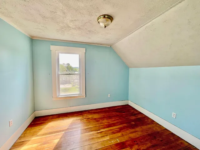 $88,500 | 909 Washington Street, Stewartstown, NH 03597