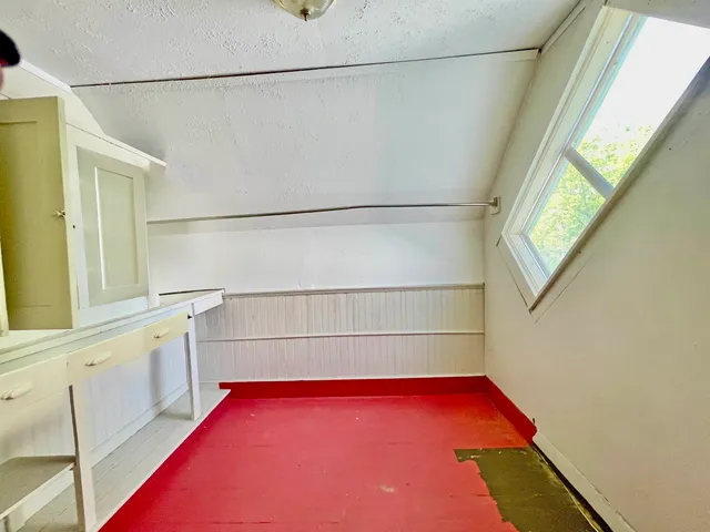 $88,500 | 909 Washington Street, Stewartstown, NH 03597