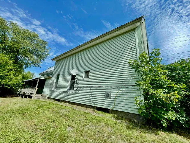 $88,500 | 909 Washington Street, Stewartstown, NH 03597