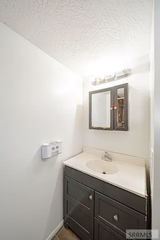 $249,900 | 2835 East Lincoln Road, Idaho Falls, ID 83401