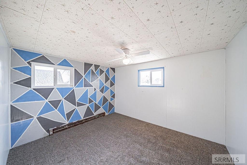 2835 East Lincoln Road Idaho Falls, ID 83401 - Photo 14 of 20