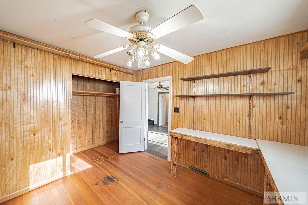 2835 East Lincoln Road Idaho Falls, ID 83401 - Photo 9 of 20