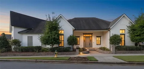 $725,000 | 601 Bocage Court South, Covington, LA 70433