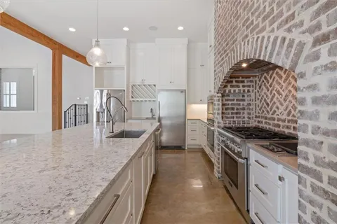 $725,000 | 601 Bocage Court South, Covington, LA 70433