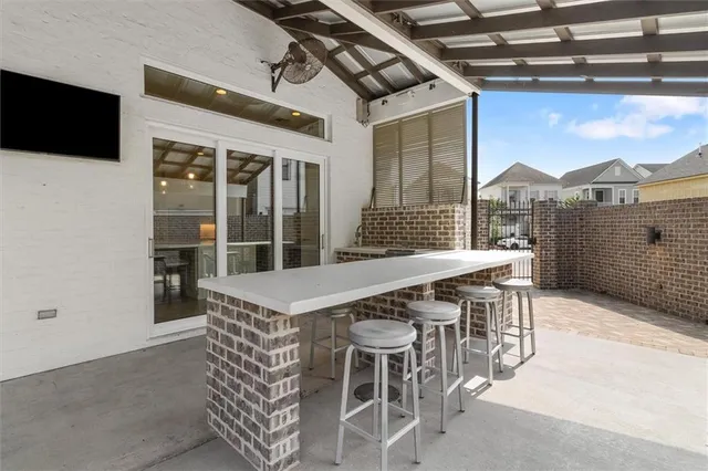 $725,000 | 601 Bocage Court South, Covington, LA 70433