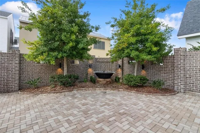 $725,000 | 601 Bocage Court South, Covington, LA 70433