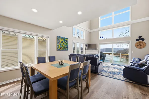 $849,900 | 155 North Deer Vlg Lane, La Follette, TN 37766