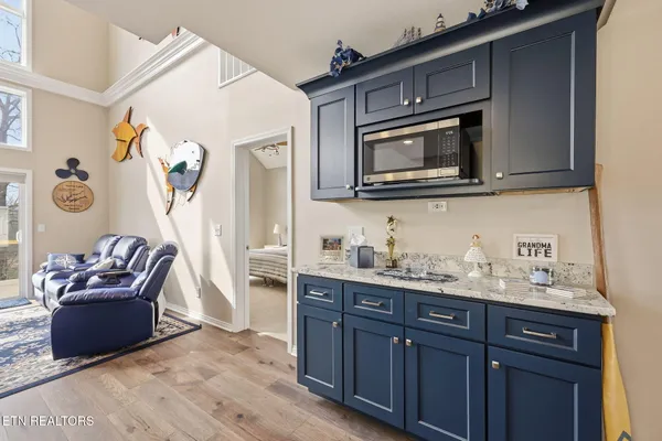 $849,900 | 155 North Deer Vlg Lane, La Follette, TN 37766