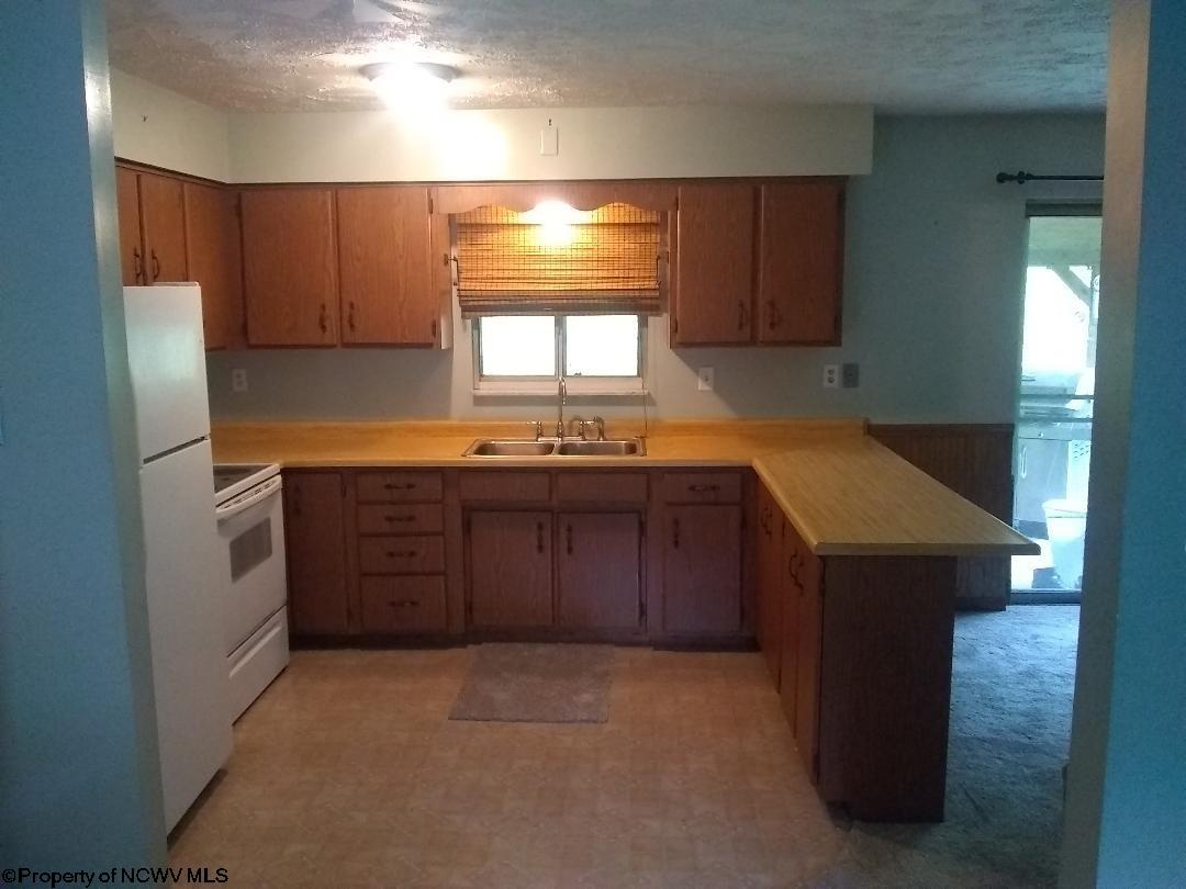 301 Shumans Run Road Rivesville, WV 26588 - Photo 7 of 20 Gallery Image 7
