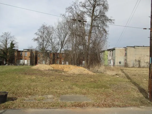 $29,900 | 517 Winfield Street, Pittsburgh, PA 15206