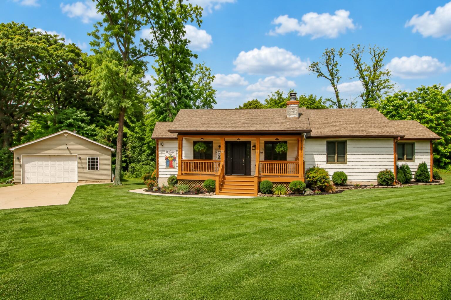 85 South County Line Road Crown Point, IN 46307 - Photo 1 of 26 1536x1024