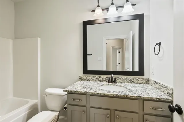 $2,345 | 813 Jackson Court, Madisonville, LA 70447