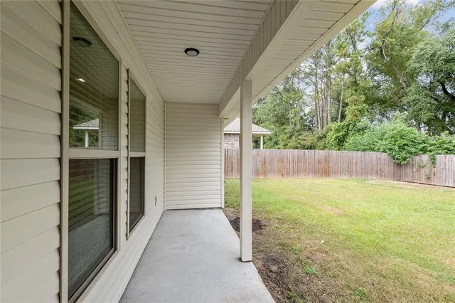 $2,345 | 813 Jackson Court, Madisonville, LA 70447