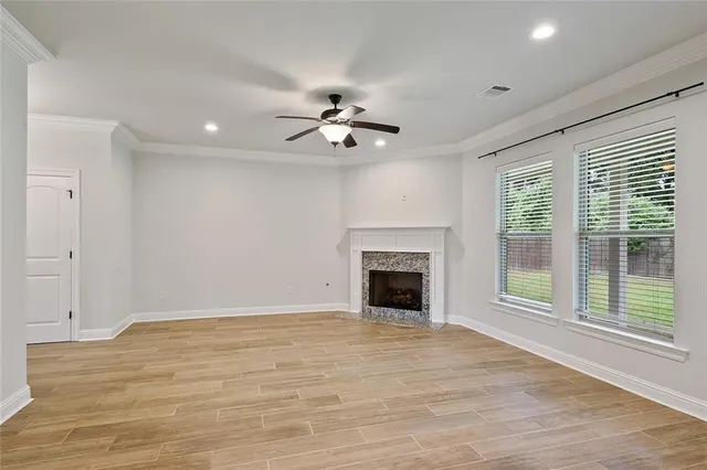 $2,345 | 813 Jackson Court, Madisonville, LA 70447