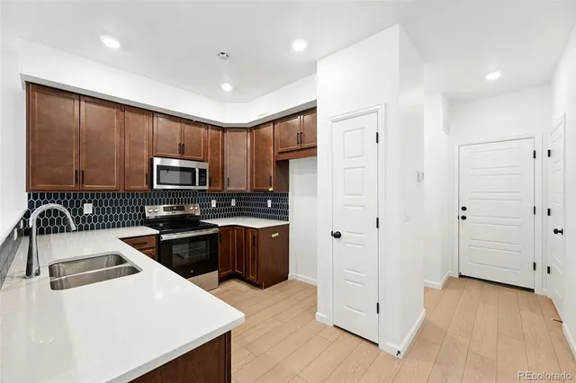 $498,990 | 17117 West 91st Lane, Arvada, CO 80007