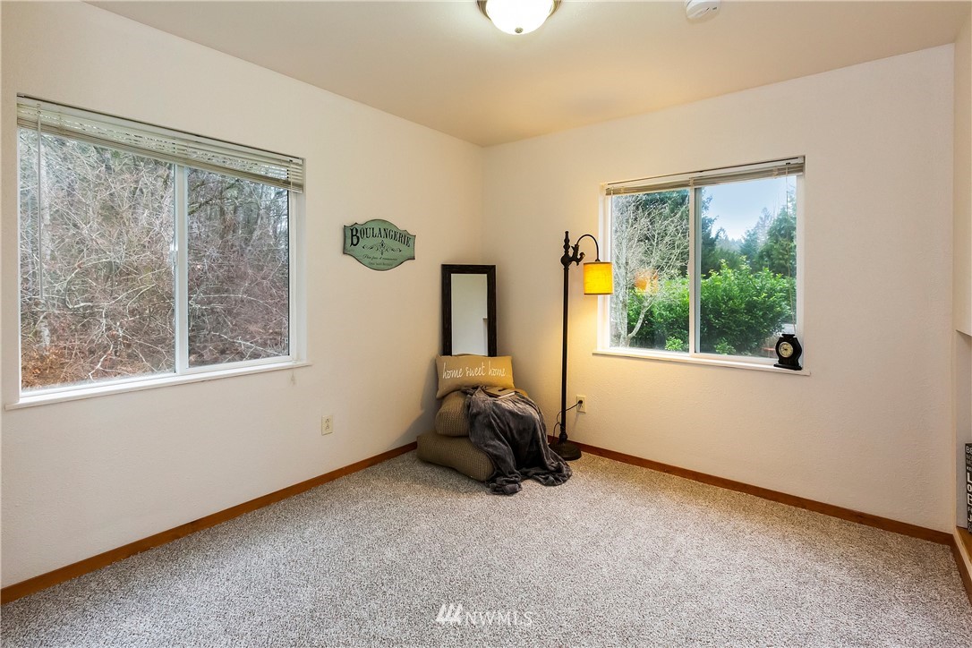 9784 West Belfair Valley Road Bremerton, WA 98312 - Photo 18 of 40 Gallery Image 18