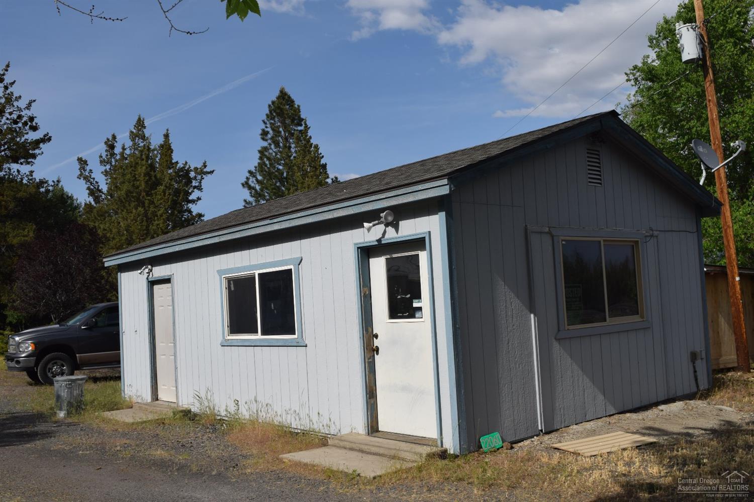 22060 Neff Road Bend, OR 97701 - Photo 10 of 25 Gallery Image 10