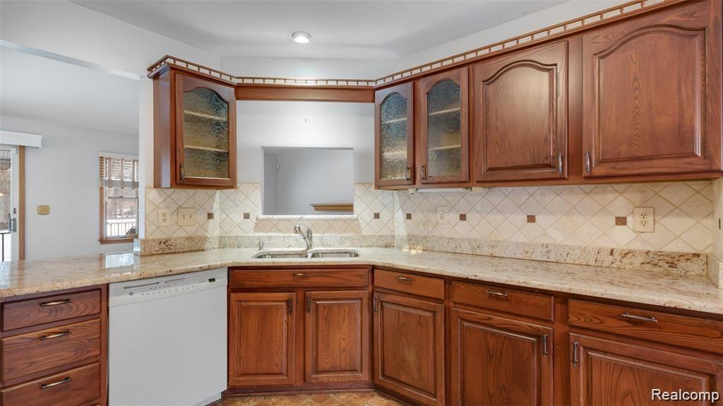 3650 Hazelton Avenue Rochester, MI 48307 - Photo 4 of 18