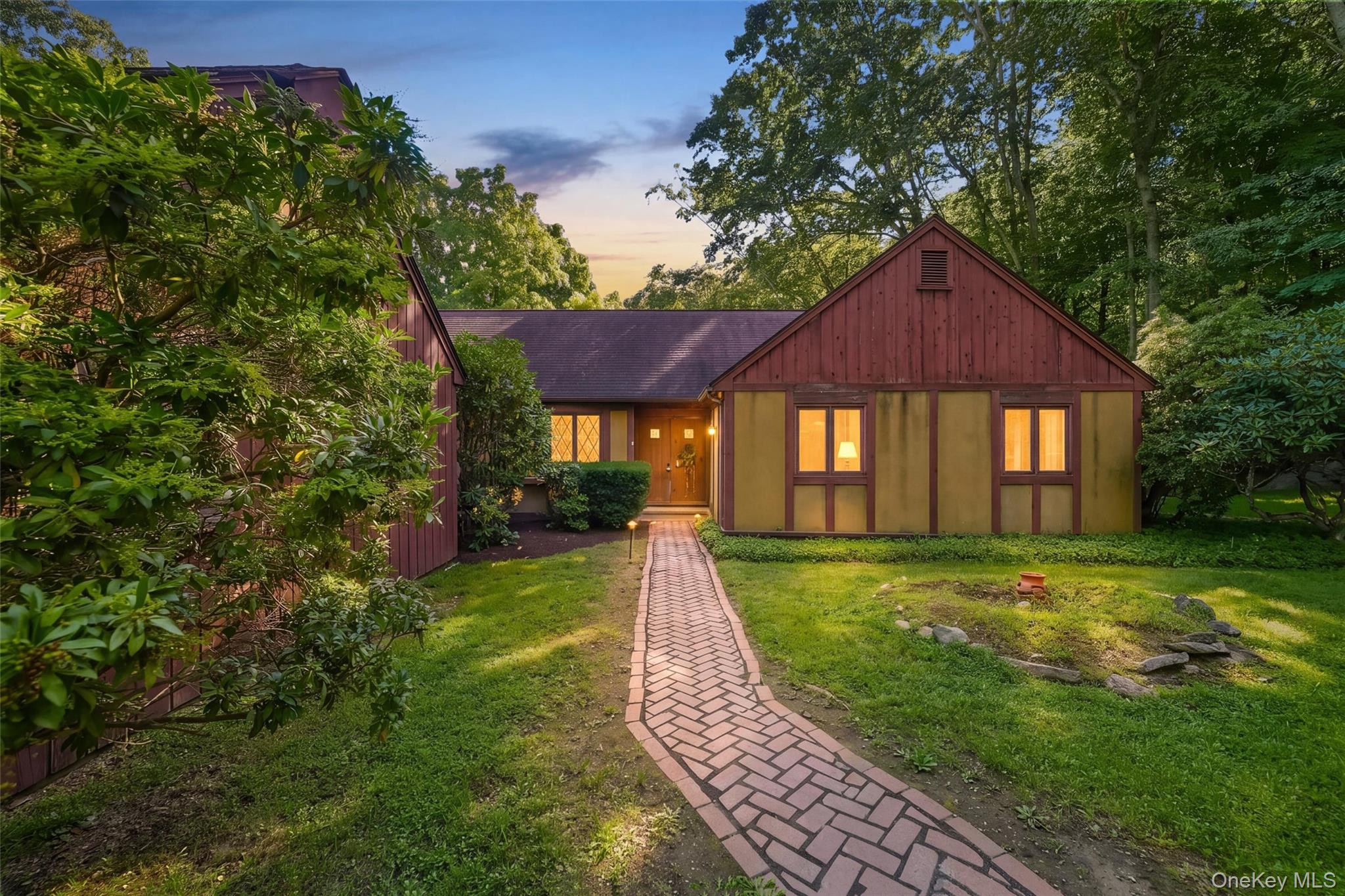 31 Pines Bridge Road Amawalk, NY 10501 - Photo 1 of 29 Twilight View