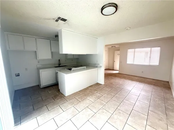 $1,630 | 354 East 1st Street, San Jacinto, CA 92583