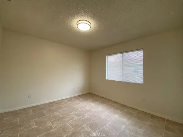 $1,630 | 354 East 1st Street, San Jacinto, CA 92583