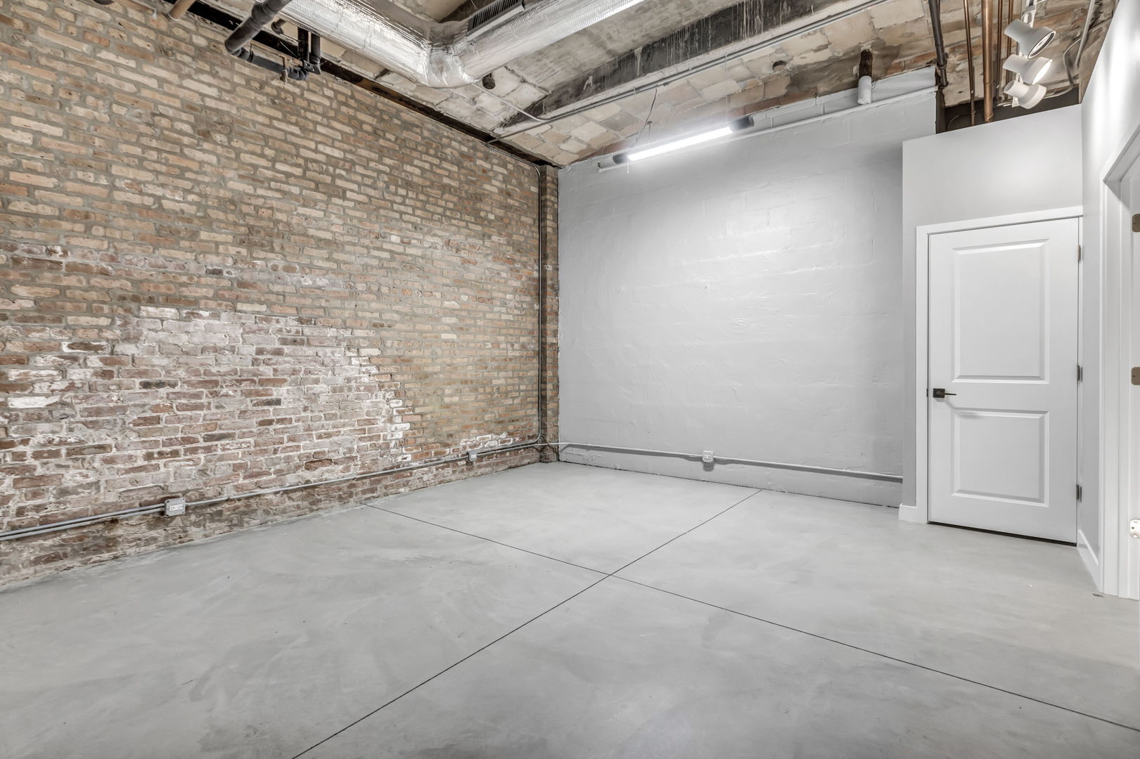 801 South Wells Street, Unit 101 Chicago, IL 60607 - Photo 13 of 33