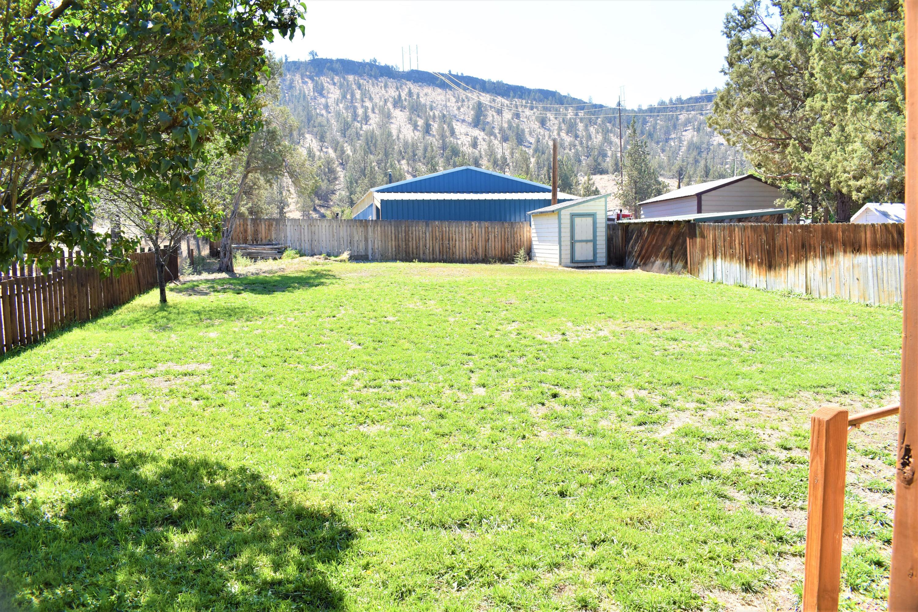 1170 Southwest Crestview Road Prineville, OR 97754 - Photo 32 of 42 DSC_0030 (2)