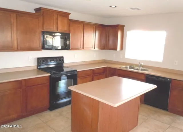 $1 | 4662 East Pinto Valley Road, San Tan Valley, AZ 85143