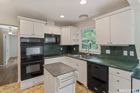 $400,000 | 23 Windaway Road, Bethel, CT 06801