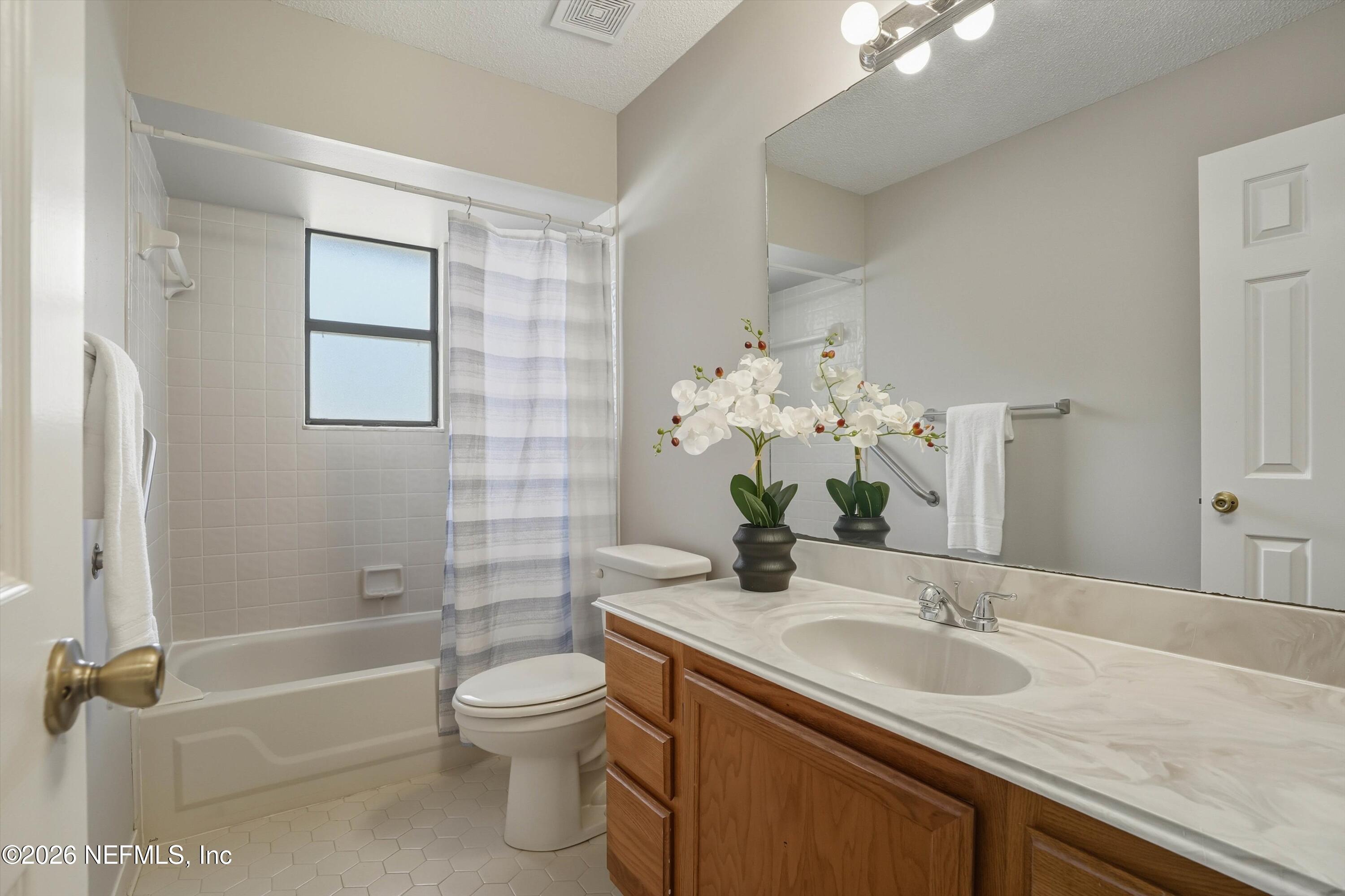 244 Bonita Road St. Augustine, FL 32086 - Photo 17 of 43 Guest Bathroom 2