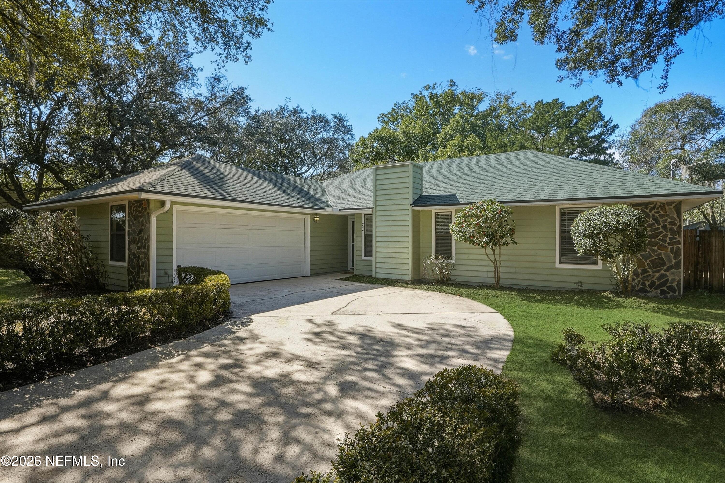 244 Bonita Road St. Augustine, FL 32086 - Photo 2 of 43 Large Driveway