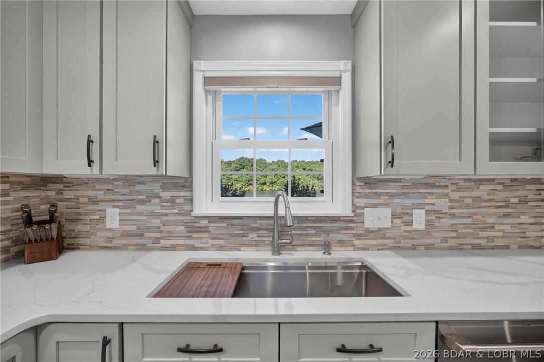 26427 Lake Front Road Rocky Mount, MO 65072 - Photo 13 of 69 Dishes with a view, Custom back splash, oversized