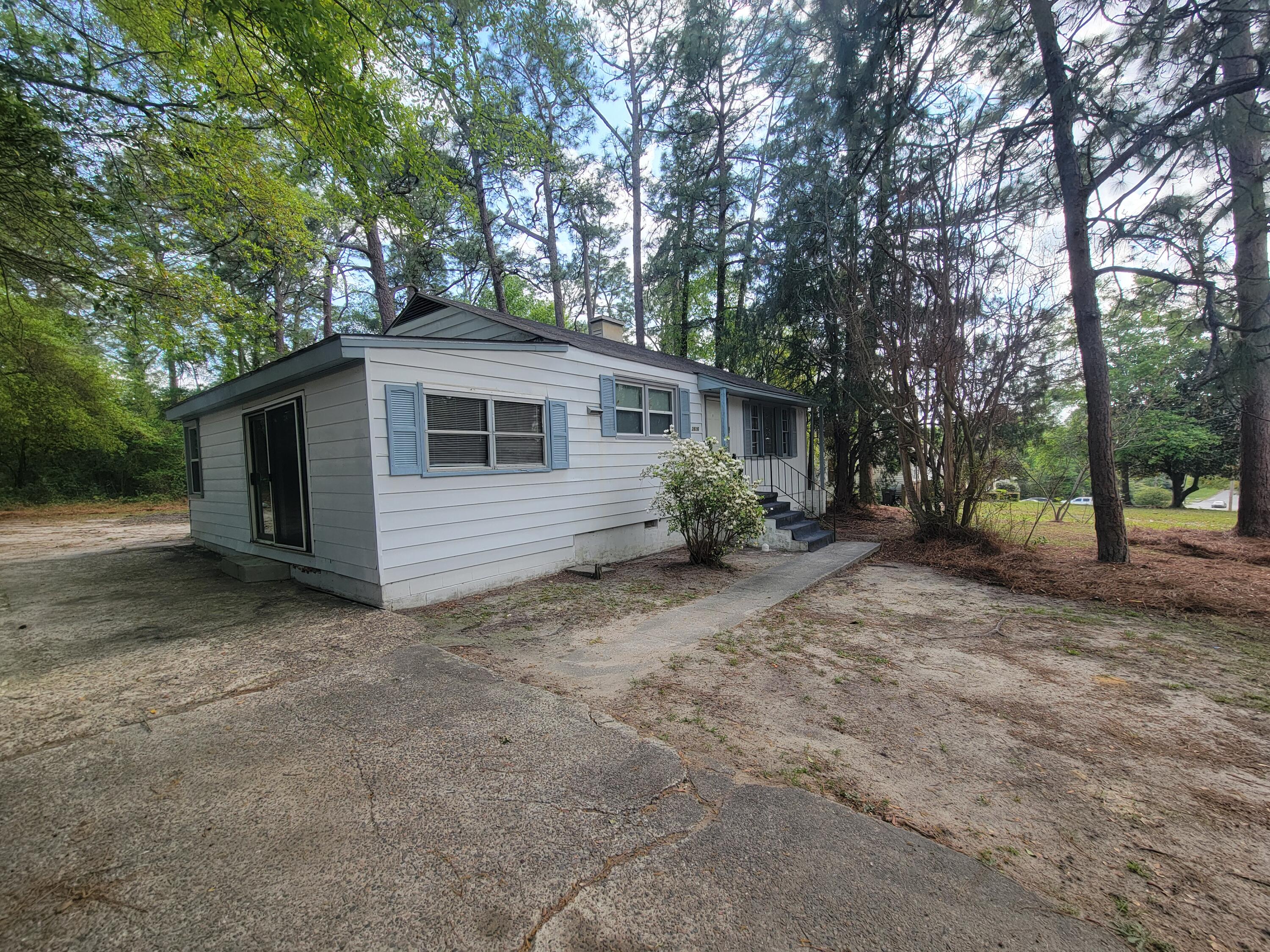 2826 Thomas Lane Augusta, GA 30906 - Photo 2 of 17 20260331_155603