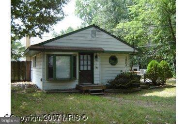 1905 Hilltop Road Pasadena, MD 21122 - Photo 1 of 13 Exterior (Main)
