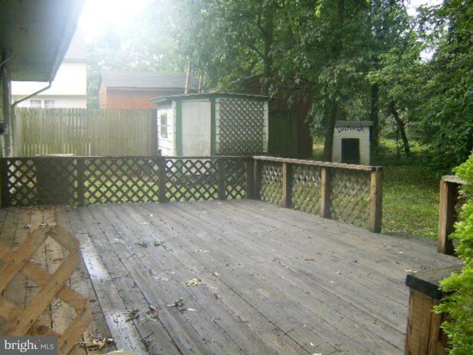 1905 Hilltop Road Pasadena, MD 21122 - Photo 5 of 13 Deck