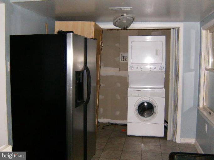 1905 Hilltop Road Pasadena, MD 21122 - Photo 6 of 13 Kitchen #2