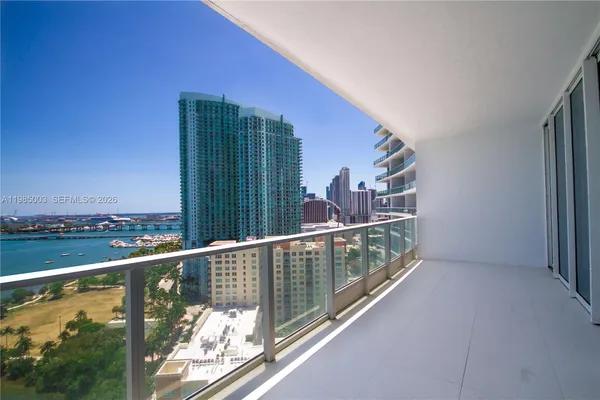 $6,500 | 2020 North Bayshore Drive, Unit 2204, Miami, FL 33137
