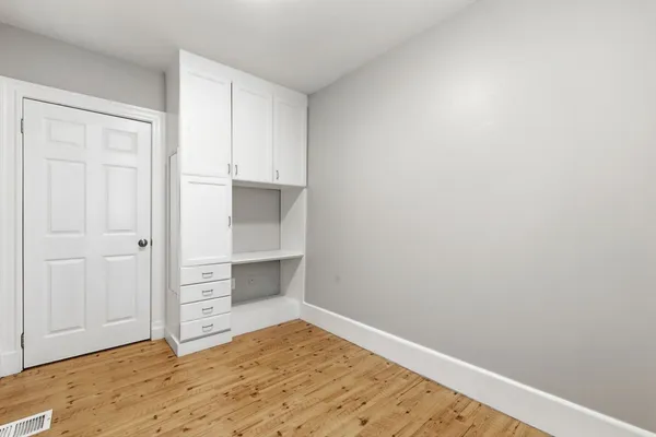 $3,000 | 20 Bennett Street, Unit 1L, Beverly, MA 01915
