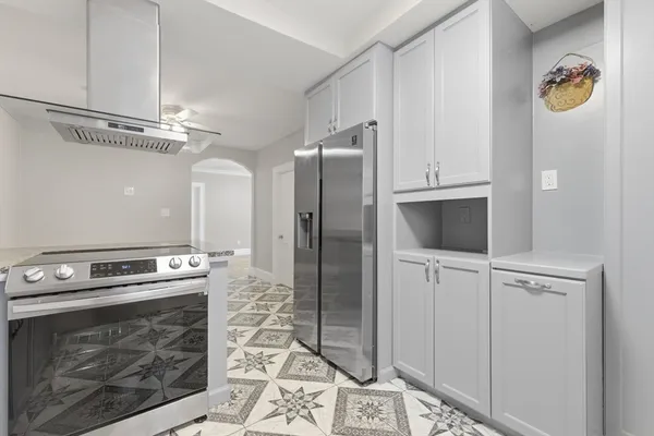 $3,000 | 20 Bennett Street, Unit 1L, Beverly, MA 01915