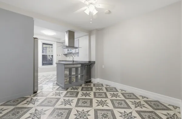 $3,000 | 20 Bennett Street, Unit 1L, Beverly, MA 01915